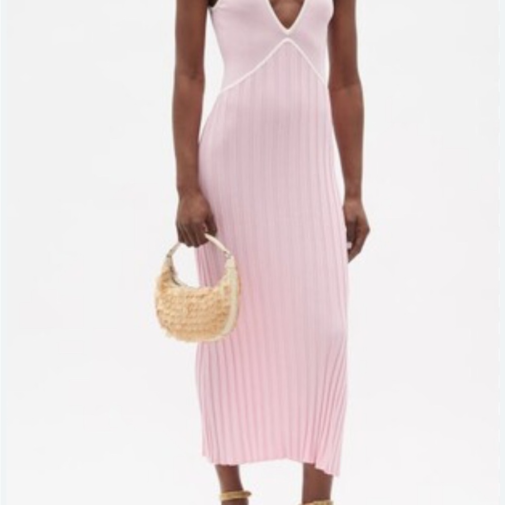 Elegant Pink Sleeveless Dress